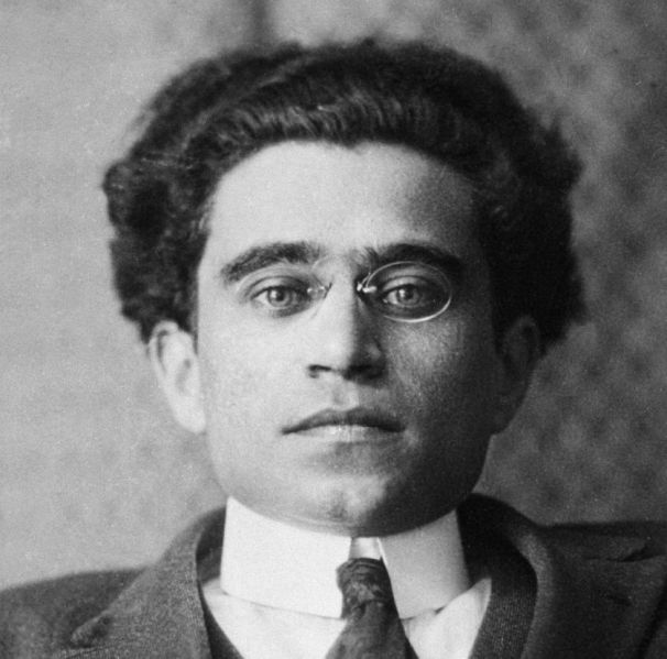 Fichier:Gramsci-monocle.jpg